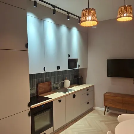 아파트 Komfortowy 보치니아